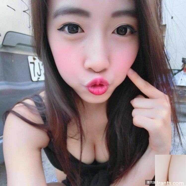 Nhìn lại cô gái Huahuaer cười ngọt ngào như Rune (22P) - Ảnh 2