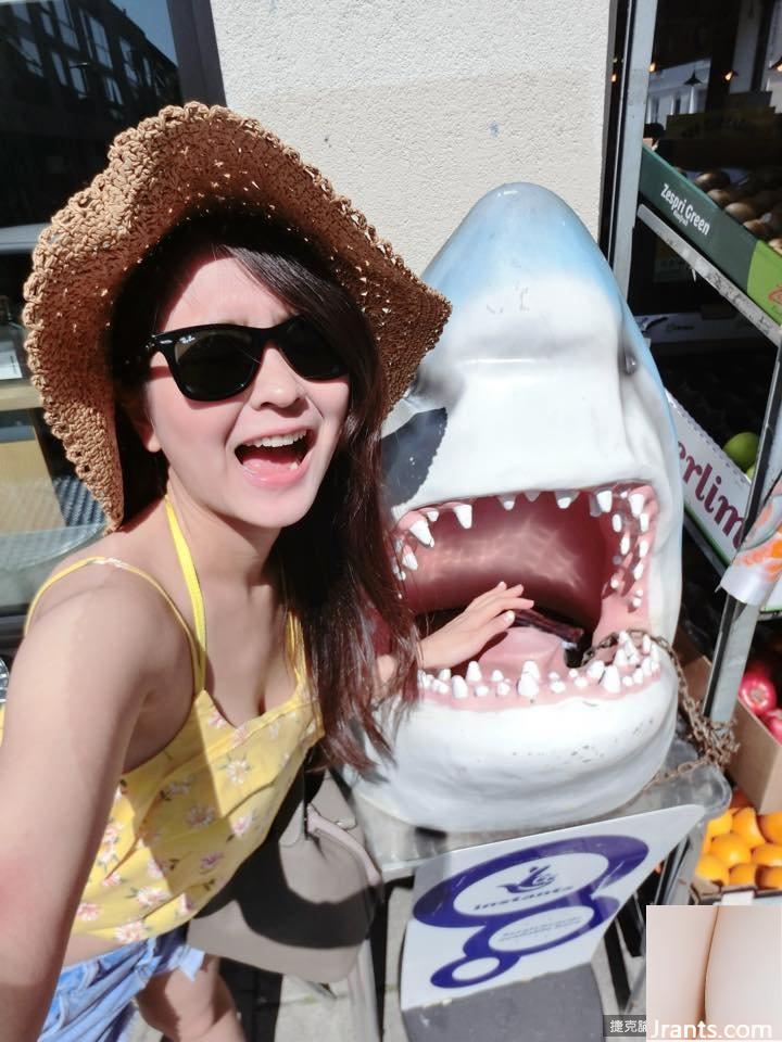 Một cô gái xinh đẹp với bộ ngực 34E ~ Quanquan (Guo Yanling) ~ Mặc bikini ngâm mình trong suối nước nóng và uống rượu trong khách sạn Iceland (? Siêu thoải mái (38P) - Ảnh 25