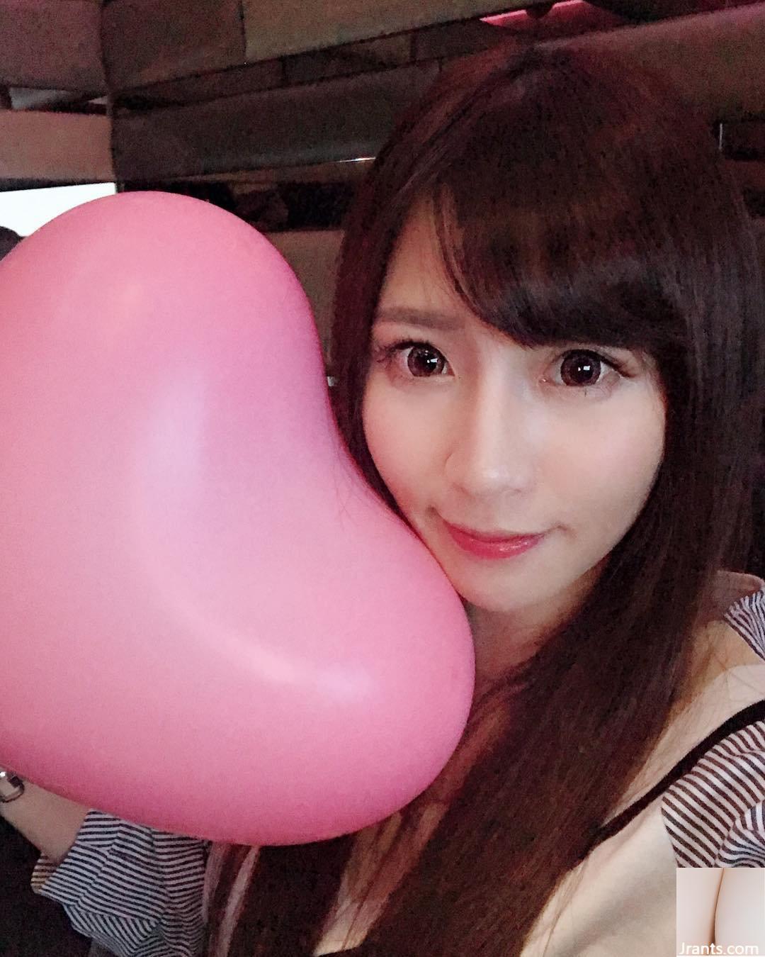 Cô nàng đáng yêu “Tiểu 8” có đôi mắt ngấn nước và góc nhìn thấp đầy cám dỗ (10P) - Ảnh 8