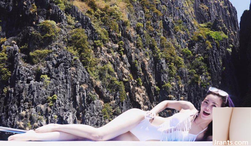 Hot girl chân dài Shu Zichen với hình chữ V khoét sâu kéo dài đến rốn đứng lộn ngược trên lưng ngựa trên bãi biển (48P) - Ảnh 34