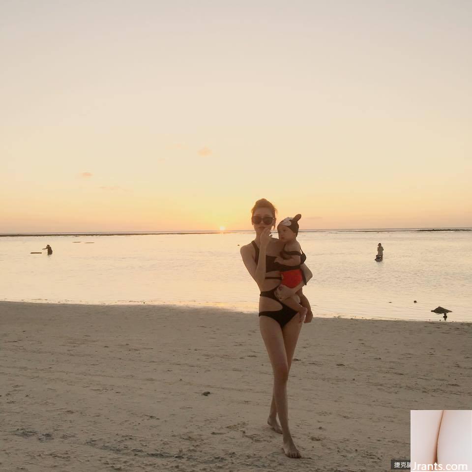 Blogger có đôi chân đẹp và vợ mặc “áo tắm cỡ nhỏ” ~ Chiao ~ Nam bán cầu lộ diện trực tiếp (17P) - Ảnh 3