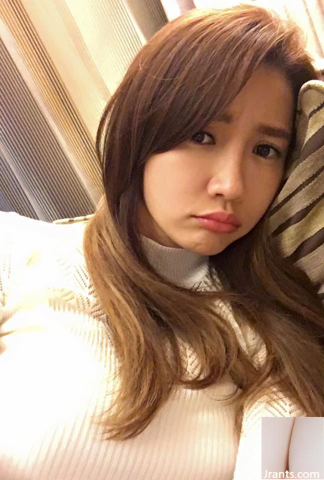 32D Hot Madou ~ Mia Wei Keren ~ selfie mờ ảo trên giường với đôi chân xinh đẹp lộ ra ngoài, khoe khí chất và vẻ đẹp (61P) - Ảnh 38