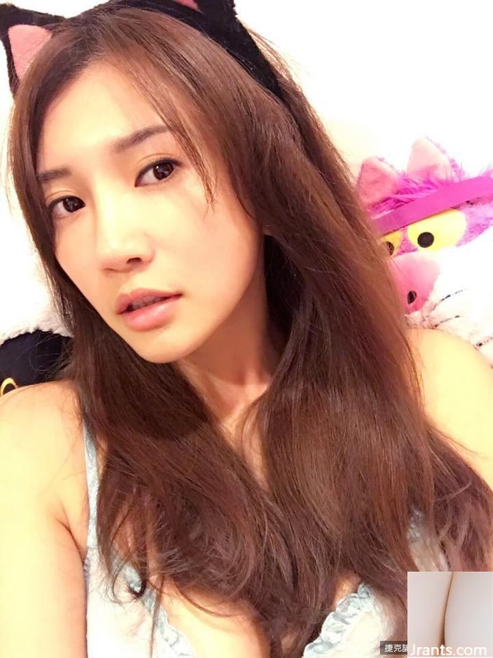 32D Hot Madou ~ Mia Wei Keren ~ selfie mờ ảo trên giường với đôi chân xinh đẹp lộ ra ngoài, khoe khí chất và vẻ đẹp (61P) - Ảnh 6