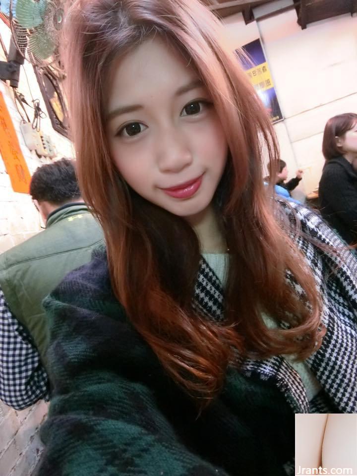 Hàu tươi nướng và cô gái xinh đẹp E-boob của Dongshi ~ Lin Yiting ~ chụp ảnh tự sướng trong xe với chiếc váy chữ V khoét sâu và con đường sự nghiệp lâu dài của cô ấy thật tuyệt vời (38P) - Ảnh 36