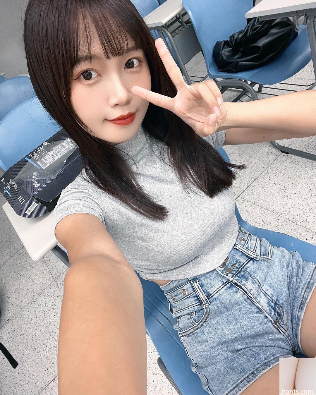 Người mẫu trẻ thanh lịch “Asi” có dáng người xinh đẹp và quyến rũ vô số người hâm mộ không thể cưỡng lại sự quyến rũ (10P - Ảnh 4