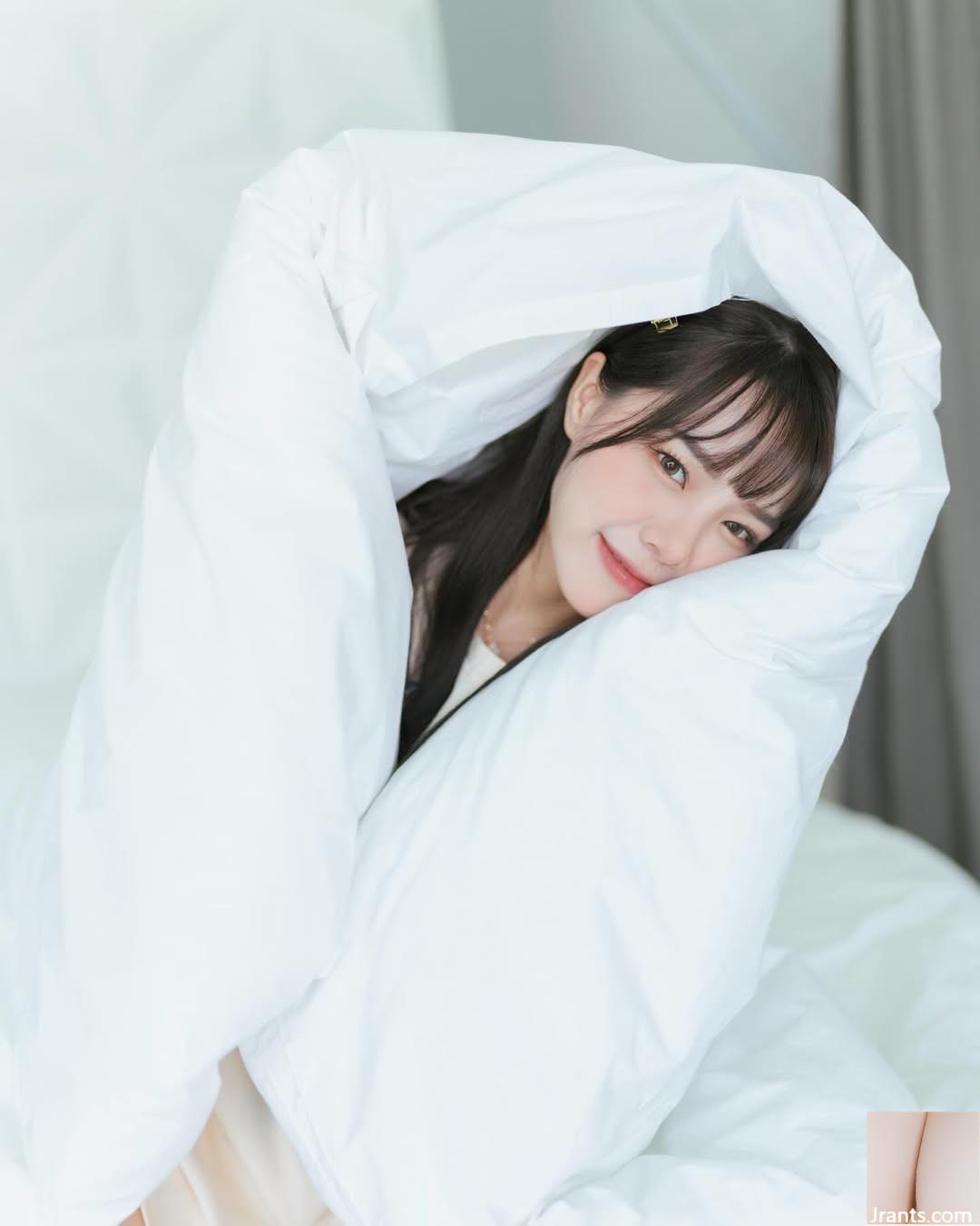 Vòng một nóng bỏng của “Xi Xi” thổi bùng và vóc dáng gợi cảm khiến dân tình phát cuồng (10P) - Ảnh 10