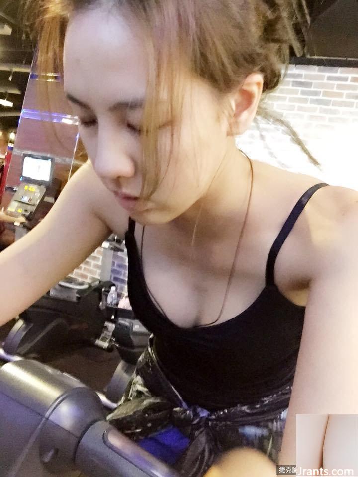 Quy mô xếp hạng X của Liu Yurou! Selfie hoàn toàn khỏa thân và gợi cảm, khoe Nam bán cầu (33P) - Ảnh 6