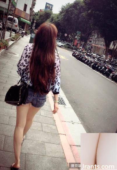 Kimiko cởi cúc quần, cởi bỏ nội y nóng bỏng và bắt mắt (39P) - Ảnh 29