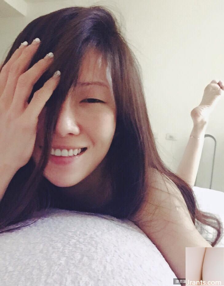 Kimiko cởi cúc quần, cởi bỏ nội y nóng bỏng và bắt mắt (39P) - Ảnh 34