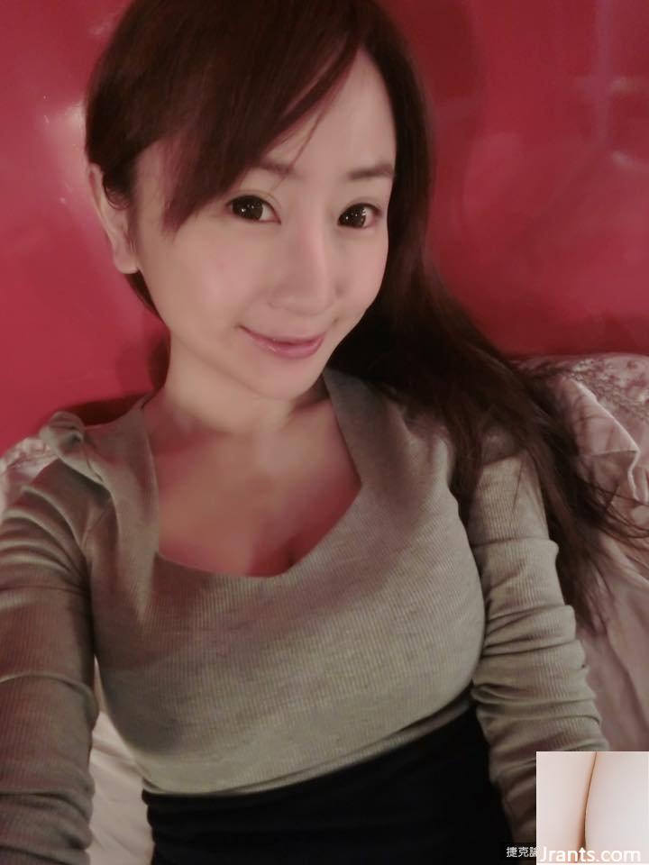 Madou ~ T sexy 34D (Tiffany Chen)~ chỉ mặc quần lót và gối để bạn ôm anh ấy mỗi ngày (46P) - Ảnh 6