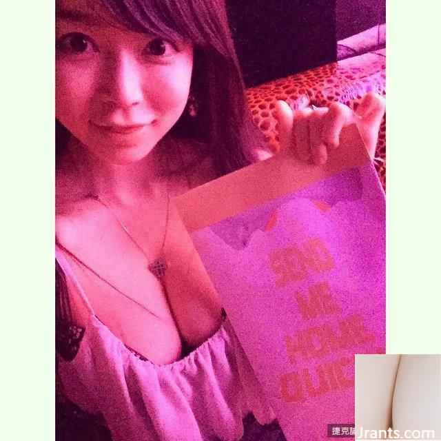 Nữ diễn viên H-cup mặc bikini ngực siêu khủng đọc tiếng Trung~Shibuya Yuri~nhảy lên giường và nảy người khi quay video selfie (35P) - Ảnh 19