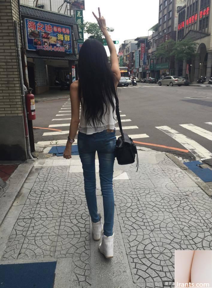 Thân hình của hot girl chân dài Aizang quá phản khoa học (41P) - Ảnh 40