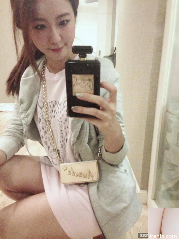 Nữ thần mắt điện 34D ~ Chu Tiểu Hàn ~ giải phóng làn sóng xinh đẹp nóng bỏng và gợi cảm (73P) - Ảnh 5