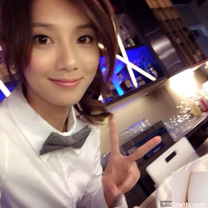 Cô gái touhua khoe “Tây bán cầu” và lộ toàn bộ đường ngực (37P)! - Ảnh 7