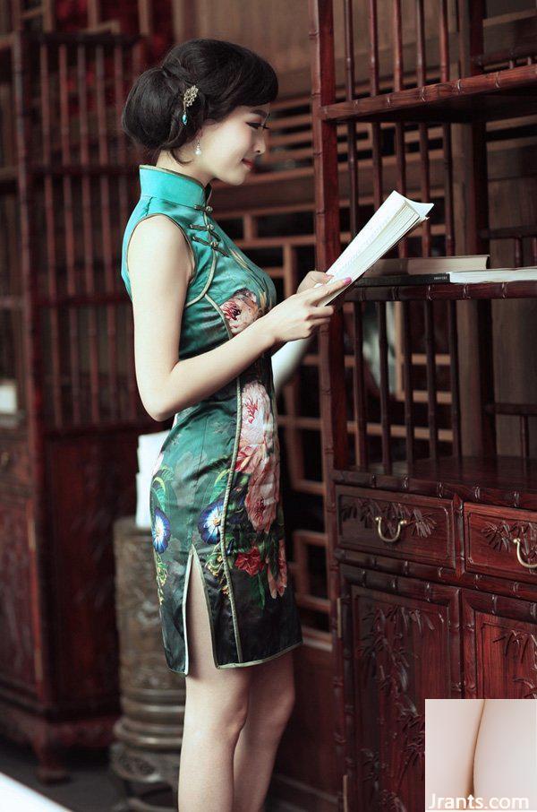 Tranh sơn dầu vẻ đẹp sườn xám quyến rũ (8P) - Ảnh 3