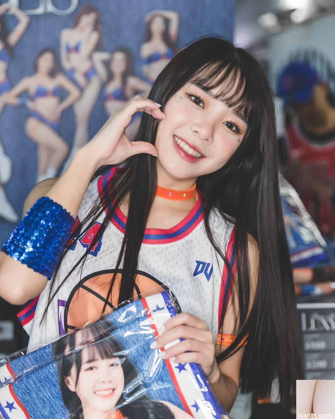 Đường cong gợi cảm hình chữ S của hot girl “Xi Xi” hút mắt đến mức sẽ quyến rũ bạn (10P - Ảnh 2