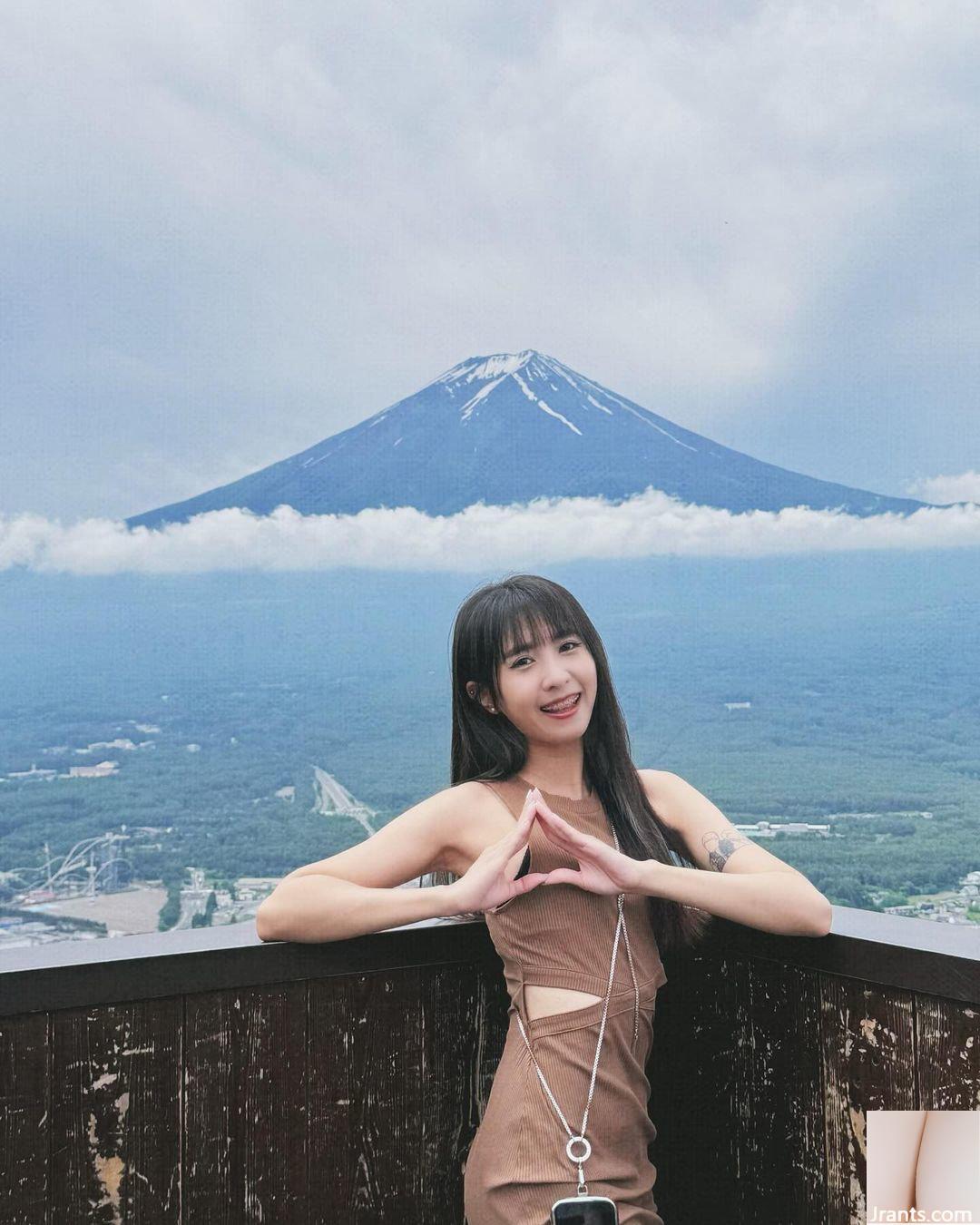 Nụ cười trắng trẻo, dịu dàng và quyến rũ của “Chen Yiting” sẽ chiếm được cảm tình của bạn (10P) - Ảnh 2