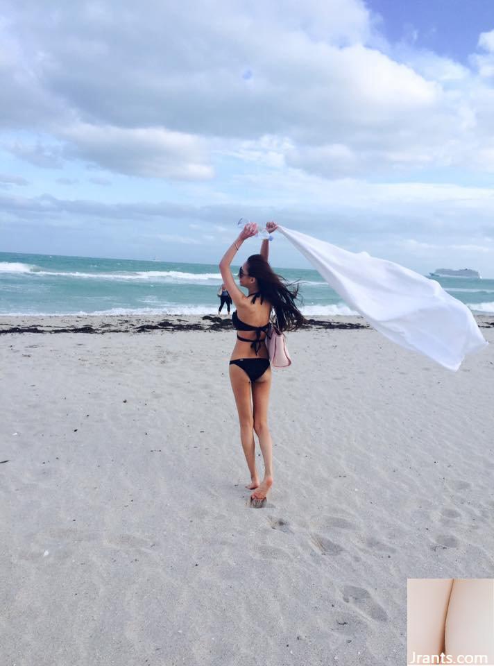 Cô gái xinh đẹp nhất với bộ ngực đẹp sống ở New York ~ Carina Lee ~ đã tham dự đám cưới và thay một bộ đồ cắt ngắn nhỏ gọn. Cô ấy quý phái, thanh lịch và có dáng người chuẩn (87P) - Ảnh 74