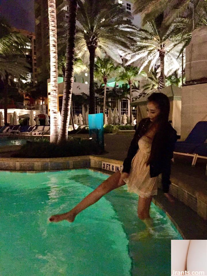 Cô gái xinh đẹp nhất với bộ ngực đẹp sống ở New York ~ Carina Lee ~ đã tham dự đám cưới và thay một bộ đồ cắt ngắn nhỏ gọn. Cô ấy quý phái, thanh lịch và có dáng người chuẩn (87P) - Ảnh 75