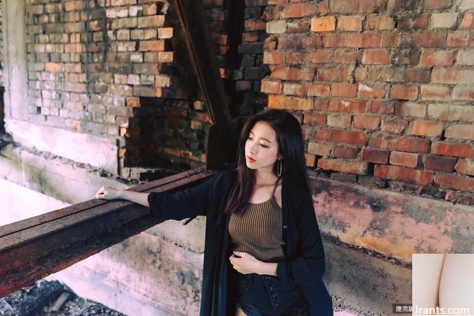 Yexi Zhengmei ~ Lv Yanxin ~ Ximen Ruins Chụp ảnh ngoài trời với dáng người gợi cảm và đẹp (34P) - Ảnh 34