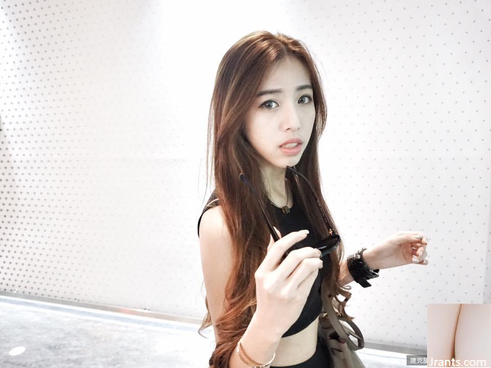 Cô gái xinh đẹp tươi tắn của Malaysia ~ Huang Wei Ni ~ những bức ảnh cuộc sống trong sáng với làn da trắng và đôi chân đẹp thật ngọt ngào (32P)