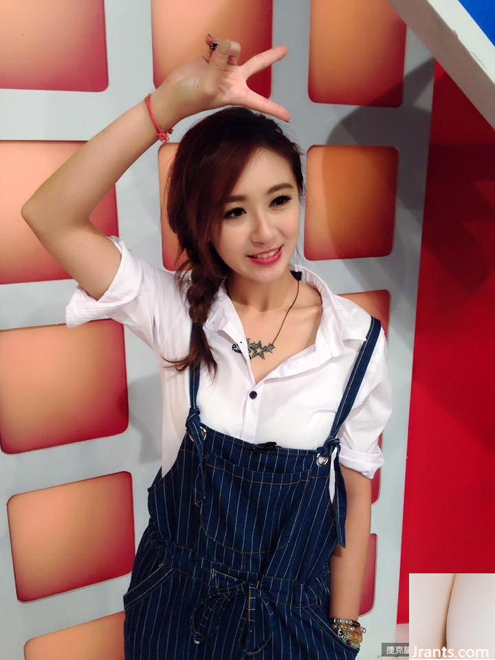 Madou ngọt ngào cúp F ~ Cai Xiaojie (Cai Yunjie) ~ Bộ ảnh hở hang mặc bikini được lan truyền với “đậu hồng” lộ trên ngực (45P - Ảnh 20