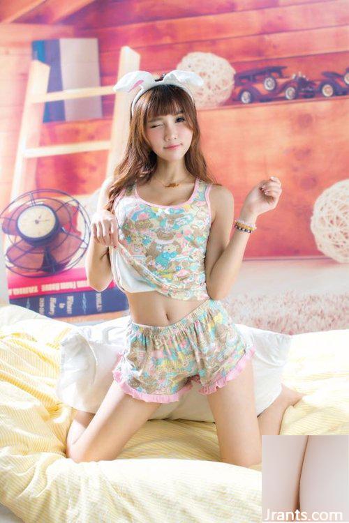 “Lãnh địa tuyệt đối” của đồng phục học sinh Nữ giám sát gợi cảm Qiao Qiaoer Sylvia trong chiếc tất đen (20P) - Ảnh 12