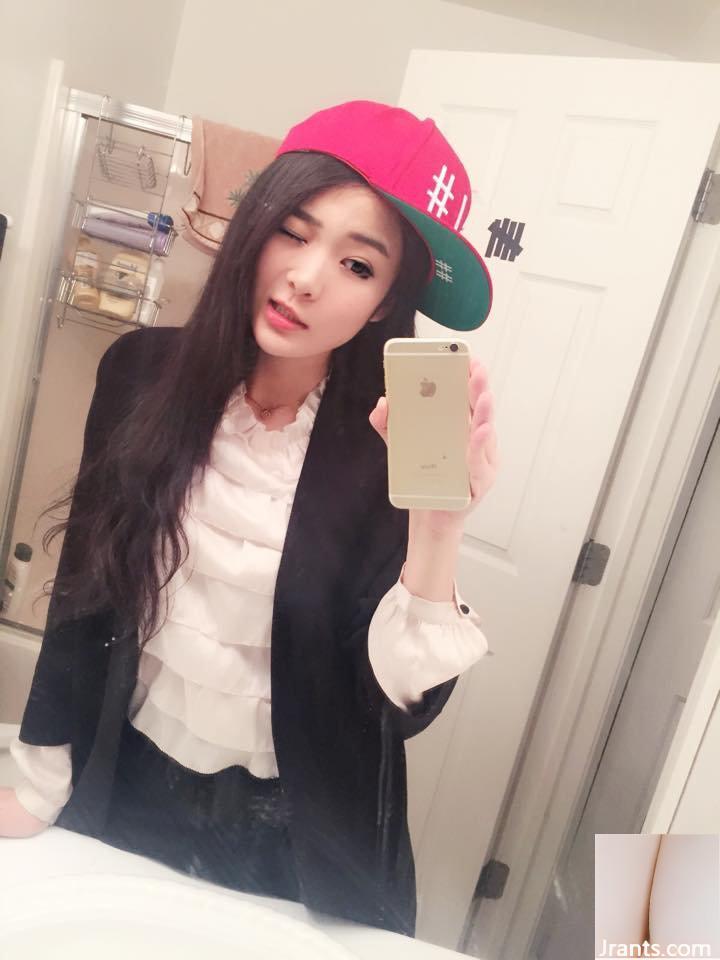 Hot girl Thâm Quyến với đôi mắt điện ~Verona Xie Zhewei ~ selfie với bộ ngực nhỏ và khe hở hơi lộ ra ngoài rất bắt mắt (35P) - Ảnh 24