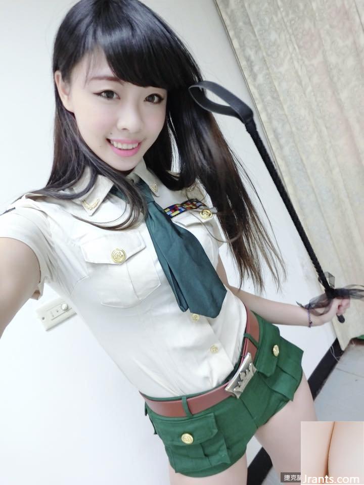 Hot girl hoạt náo viên Yida Rhino ~ Cali Kakaer ~ nóng bỏng lộ liễu và nhảy theo rãnh sâu, hơi dữ dằn và gợi cảm (28P) - Ảnh 23