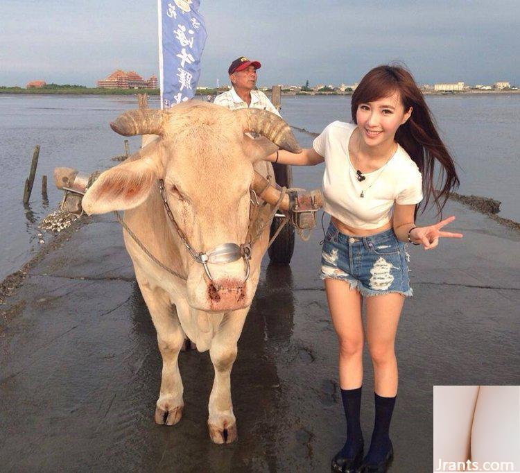 Lên bìa FHM Men, “ngực xương cá” siêu sâu Nữ thần E-cup Xiao Jasmine Chen Lixi (24P) - Ảnh 21