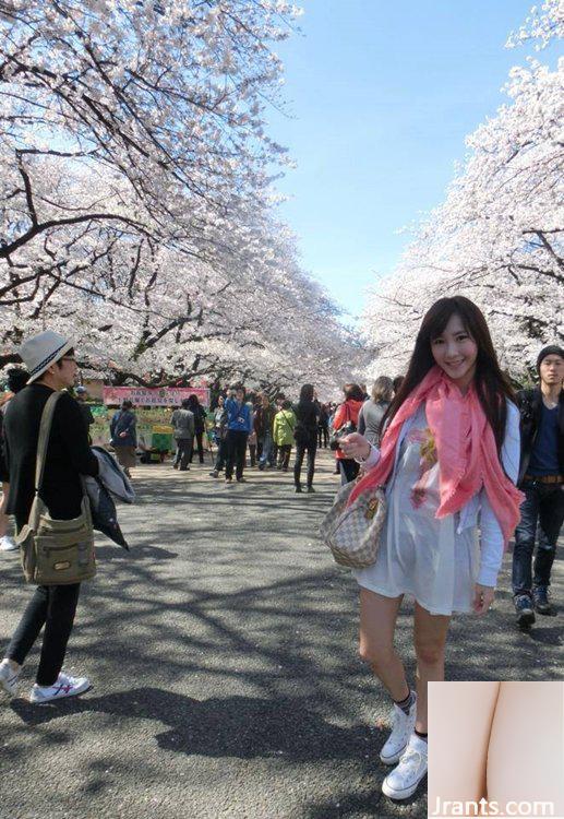 Lên bìa FHM Men, “ngực xương cá” siêu sâu Nữ thần E-cup Xiao Jasmine Chen Lixi (24P) - Ảnh 6