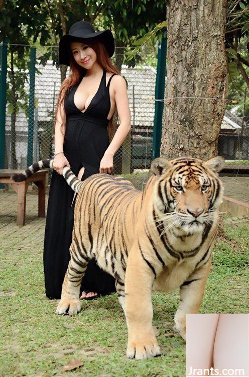 1 cô gái Quảng Đông 74 tuổi khoe vóc dáng nhờ “yoga trên không”, người mẫu nội y nổi tiếng Jiang Yuhong (21P) - Ảnh 8