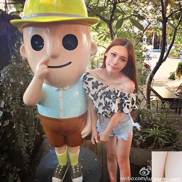 Hãy theo dõi YBOBO, người mẫu trẻ XiuRen hào phóng khoe khe hở và âm đạo xinh đẹp của mình và chuẩn bị cho bữa tối (23P)! - Ảnh 22