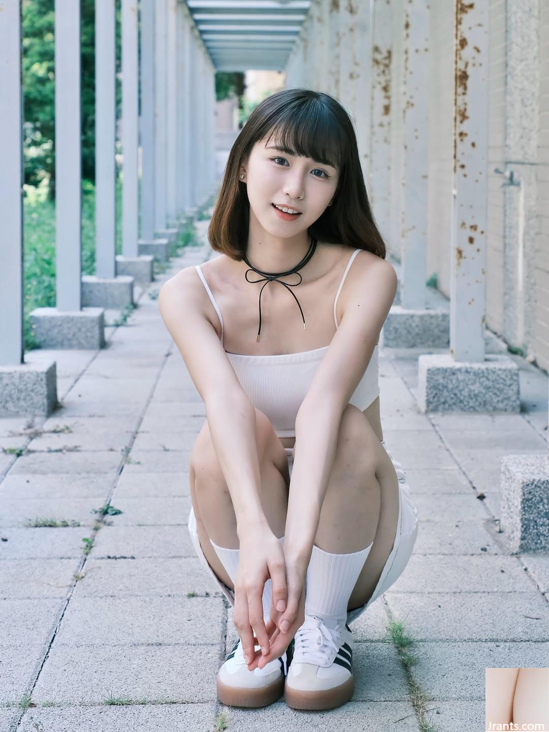 Cô nữ sinh nóng nảy “Ting” có nét mặt ngọt ngào đến mức không thể nào bị cám dỗ (10P)