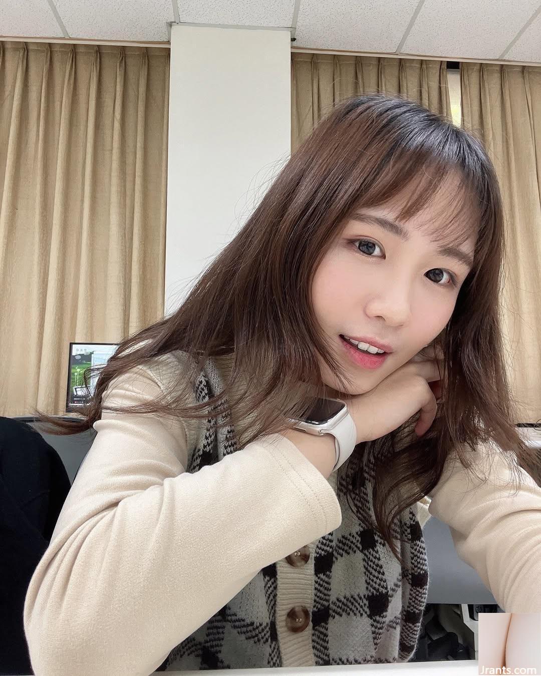 Cô nữ sinh nóng nảy “Ting” có nét mặt ngọt ngào đến mức không thể nào bị cám dỗ (10P) - Ảnh 10