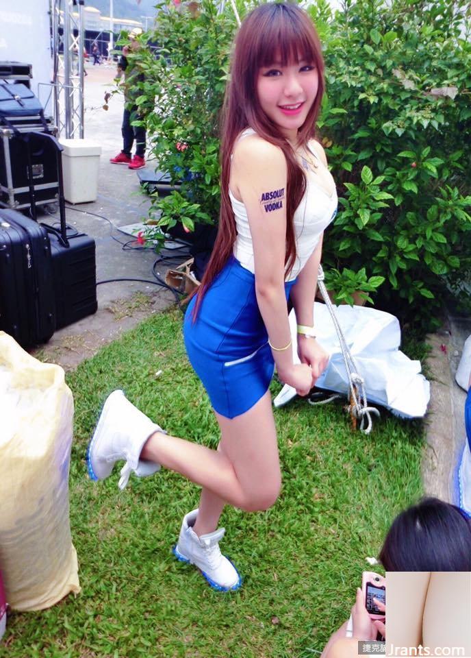 Madou nóng bỏng và quyến rũ ~ Kumi Xixi ~ quỳ trên ghế đeo dương vật nhỏ, cặp mông đầy đặn thật quyến rũ (32P) - Ảnh 19