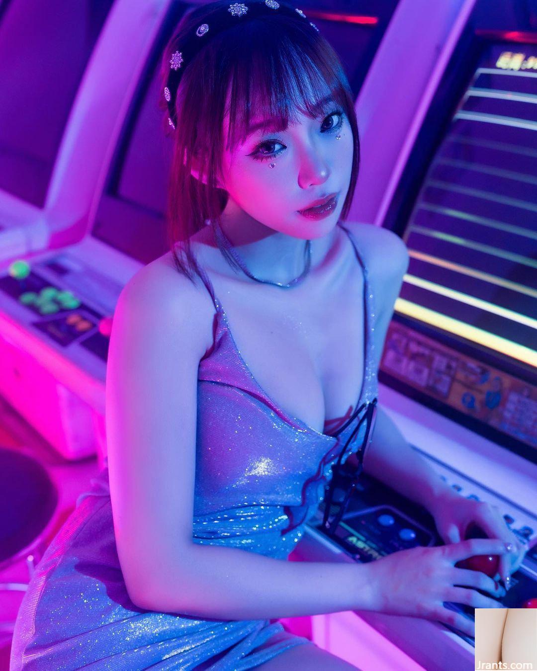 Diễn viên lồng tiếng Đài Loan “Doll” khoe đường cong gợi cảm và chảy nước dãi mũi! Rãnh sâu nóng đến mức bật ra ngoài (10P) - Ảnh 8