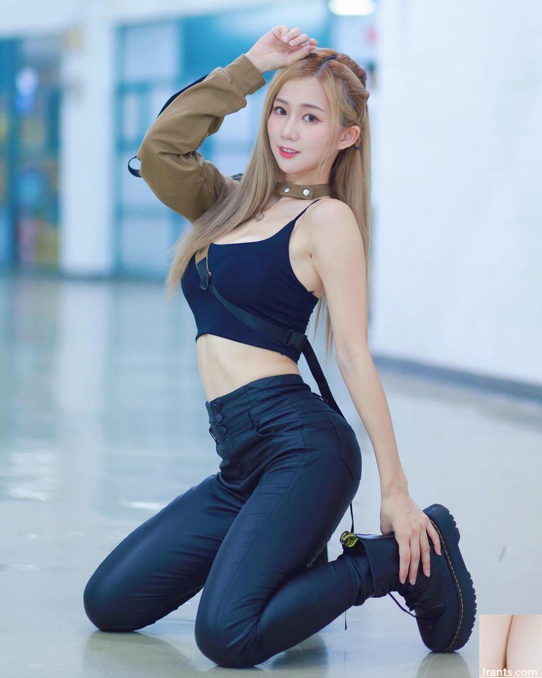 Thân hình nóng bỏng của “Xiu Xiuzi” không dám nhìn thẳng vào bạn, điều này sẽ khiến trái tim bạn đập rộn ràng (10P) - Ảnh 10