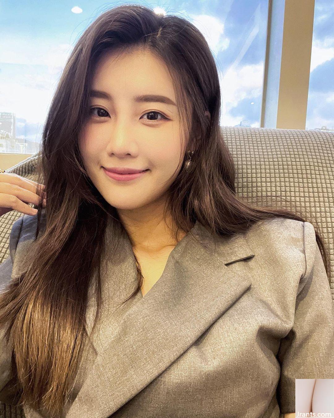 “Lin Zhenyi YUNA” có nụ cười ngọt ngào, quyến rũ và làn da trắng ngần có thể tan vỡ khi thổi (10P) - Ảnh 9