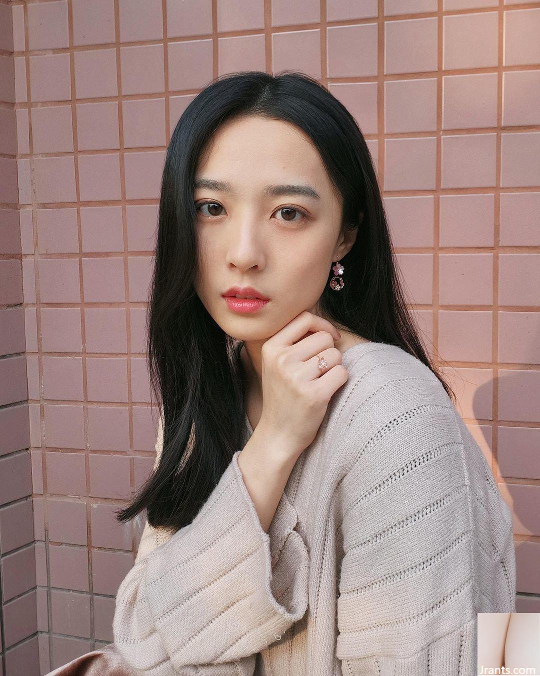 Hot girl cổ vũ “Zhang Yawei” có khuôn mặt thanh tú … và nụ cười nhẹ khiến tim cô đập mạnh hơn (10P) - Ảnh 4