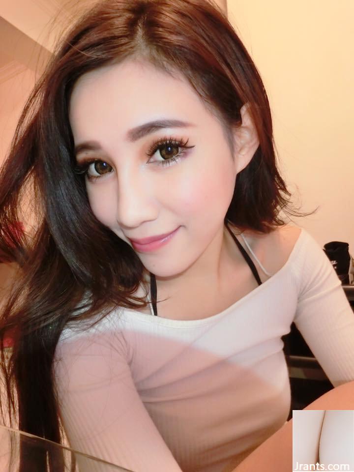 Người mẫu trẻ gợi cảm ngực C ~ Guai Huang Weiwei ~ Chỉ mặc quần lót và đồ lót trong bồn tắm, cặp mông trắng nõn soi gương (28P) - Ảnh 15