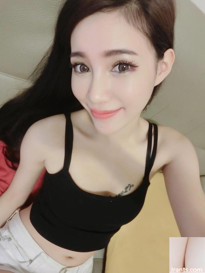 Người mẫu trẻ gợi cảm ngực C ~ Guai Huang Weiwei ~ Chỉ mặc quần lót và đồ lót trong bồn tắm, cặp mông trắng nõn soi gương (28P) - Ảnh 25