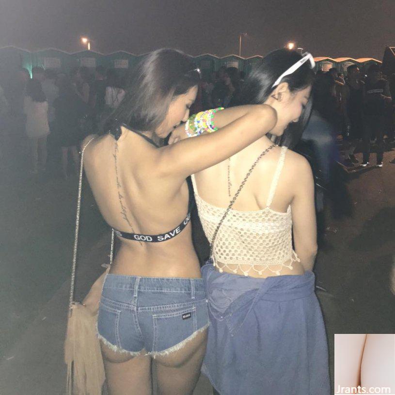 Cựu người mẫu gợi cảm da đen và gợi cảm ~ Qiangqiang (Lin Jialing) ~ khỏa thân hoàn toàn trên giường khách sạn Hồng Kông, thân hình đẹp và siêu hấp dẫn (47P - Ảnh 31