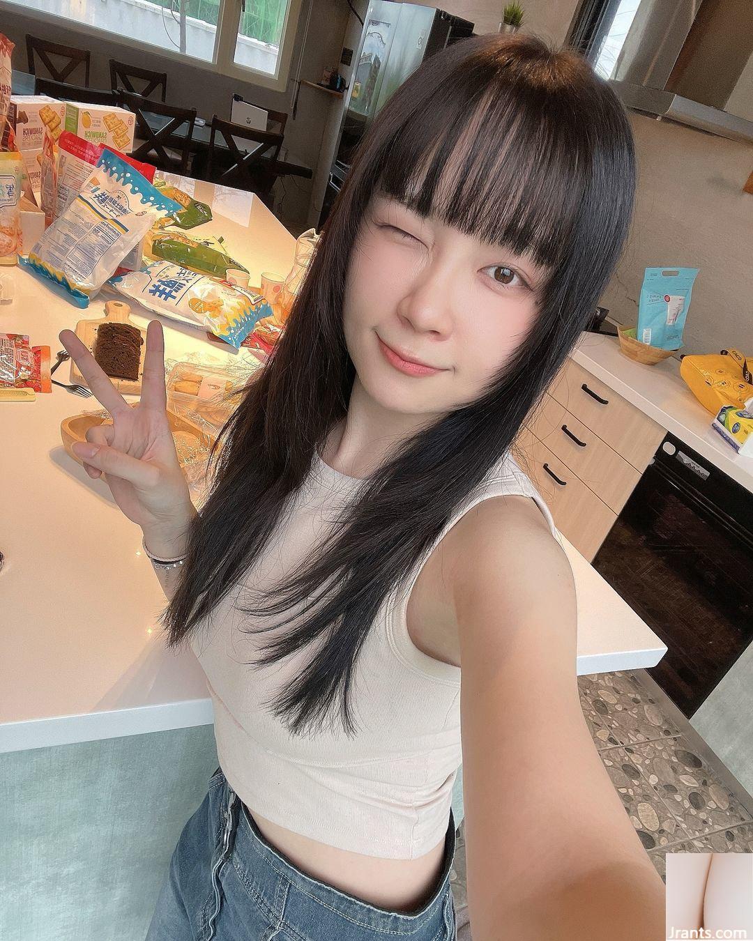 Làn da trắng như tuyết của “Tingmi” thật bắt mắt! Những trưởng lão không thể ngăn cản đang xuất hiện (10P) - Ảnh 2