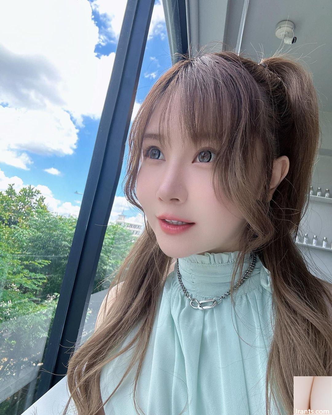 Nữ thần nóng bỏng “Lin Yiying” để lộ bộ ngực căng tròn, trắng nõn và mềm mại đến chói mắt (10P) - Ảnh 2