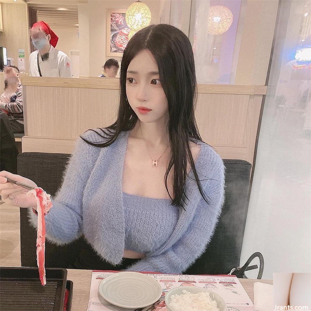 Bộ váy gợi cảm và vẻ ngoài xinh đẹp của YOYO càng tuyệt vời hơn …! Bộ ngực kiêu hãnh quá quyến rũ (15P) - Ảnh 11