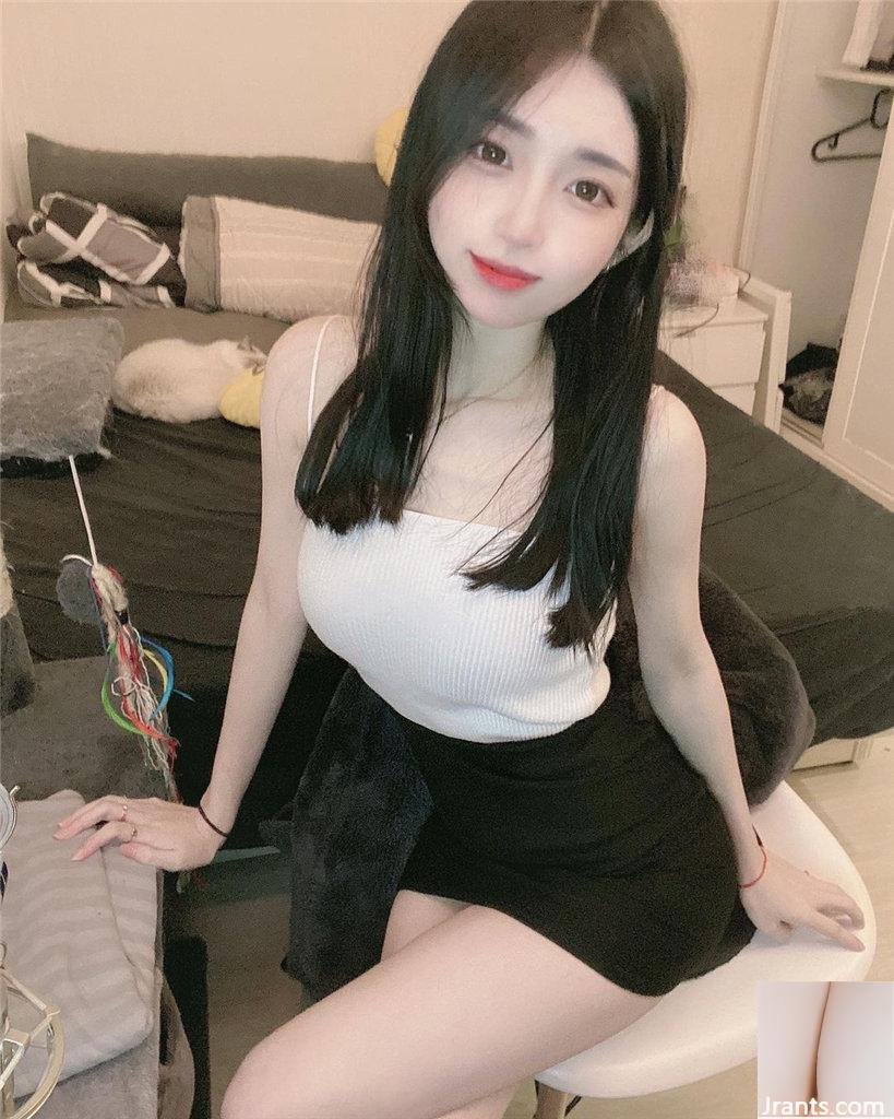 Bộ váy gợi cảm và vẻ ngoài xinh đẹp của YOYO càng tuyệt vời hơn …! Bộ ngực kiêu hãnh quá quyến rũ (15P) - Ảnh 12