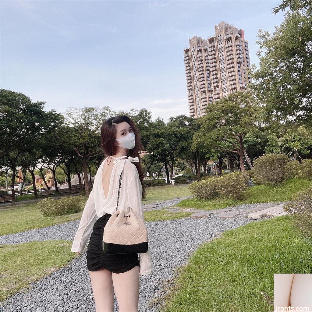 Cô gái chống dịch Una diện “khẩu trang” quá bắt mắt (15P)