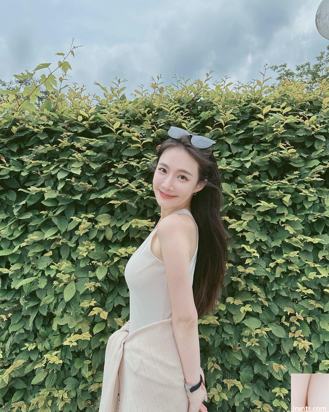 Người đẹp “Claire Wu Youxi” có khí chất quyến rũ và nụ cười ngọt ngào khiến người ta mất hồn (10P) - Ảnh 3