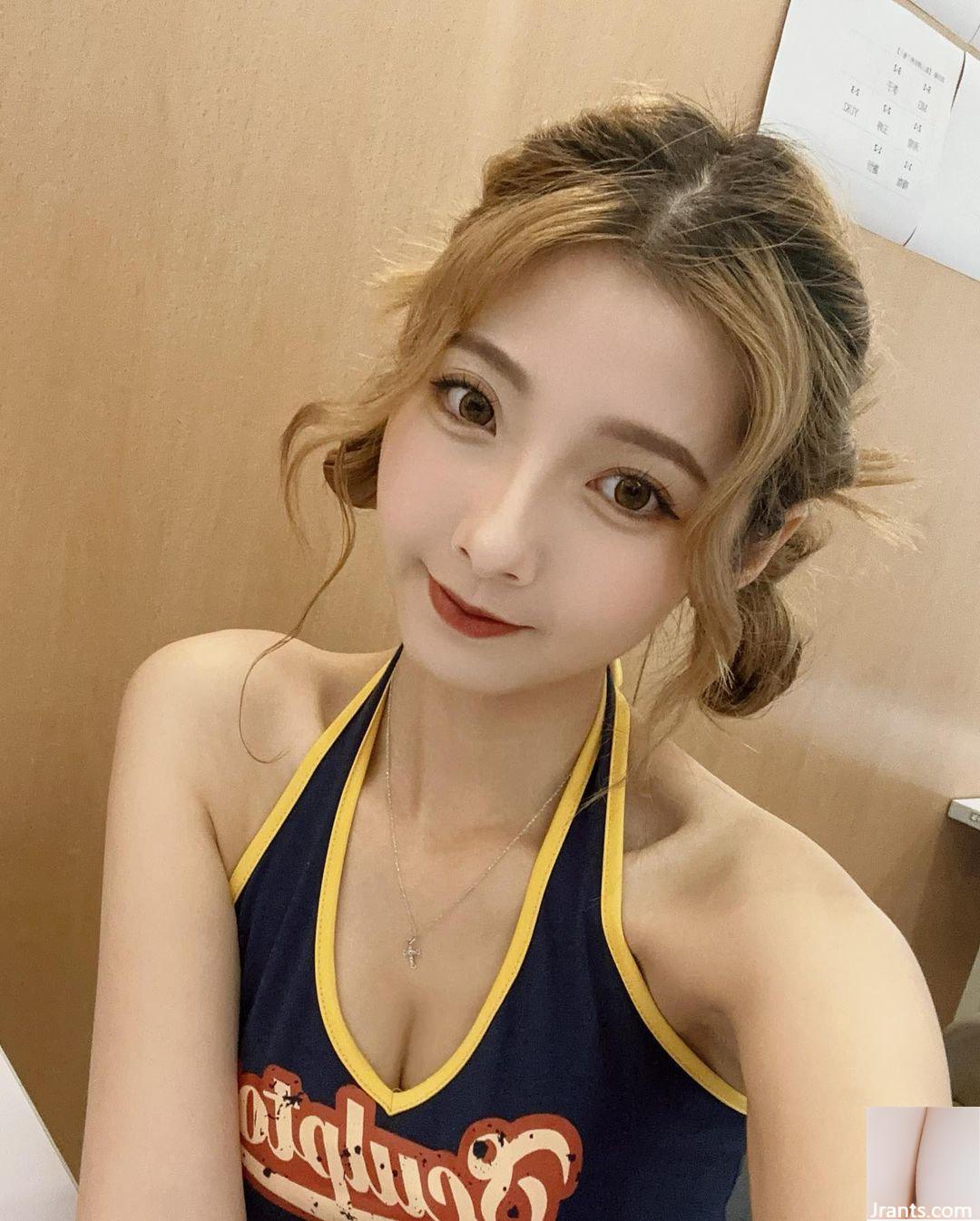 Gái xinh “Wen Wen” xinh đẹp thanh tú đến mức thu hút spotlight trên sân (10P) - Ảnh 10